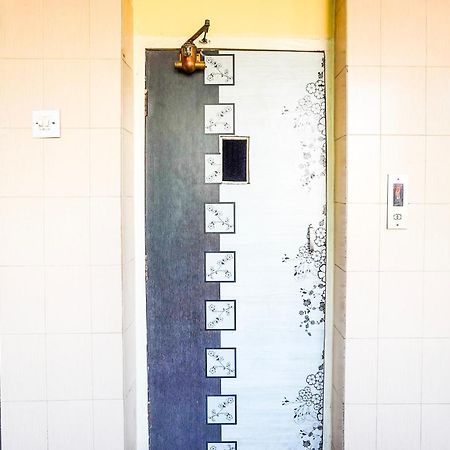Hotel O Vibrant Residency Ахмедабад Екстер'єр фото