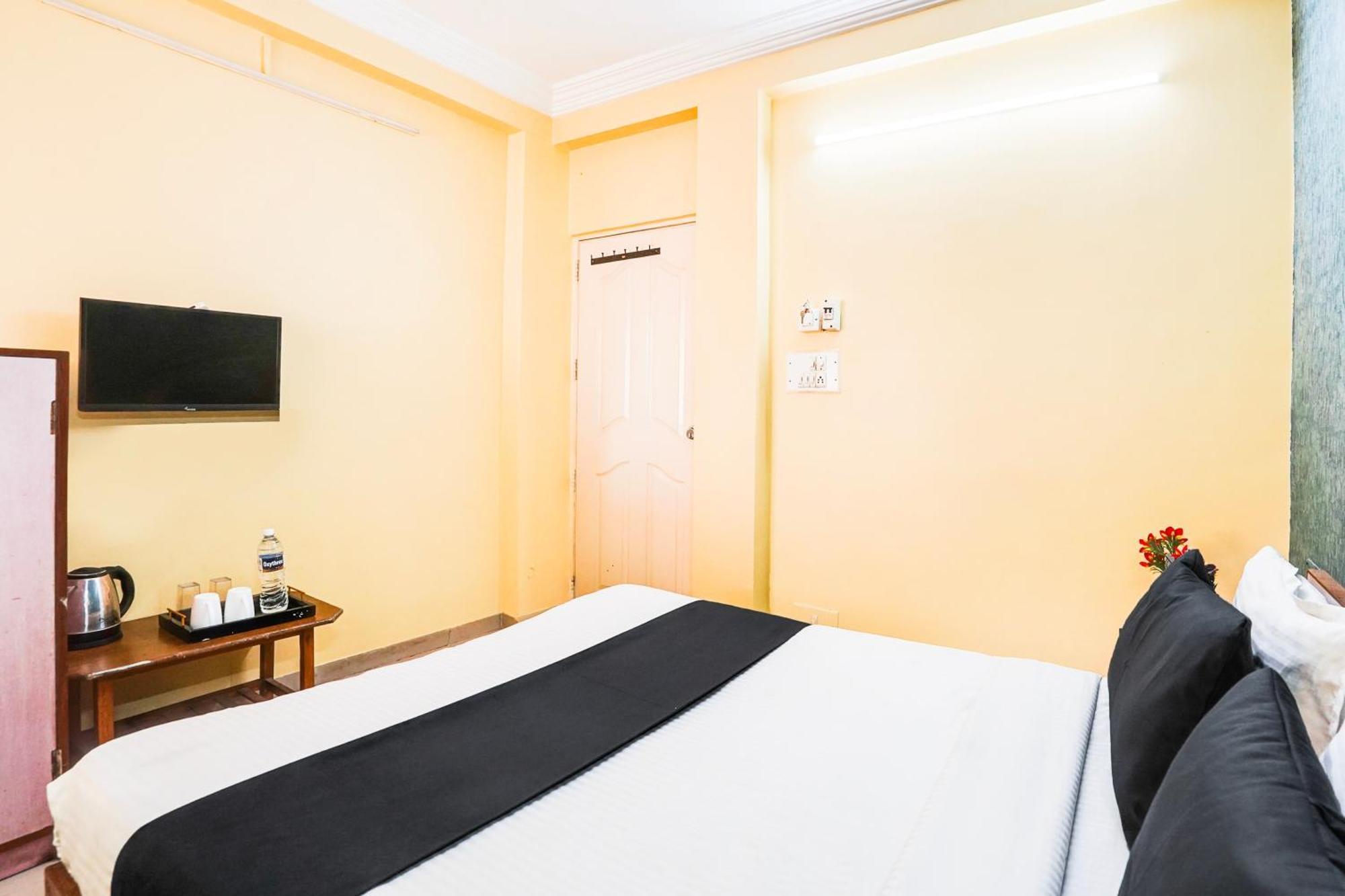 Hotel O Vibrant Residency Ахмедабад Екстер'єр фото