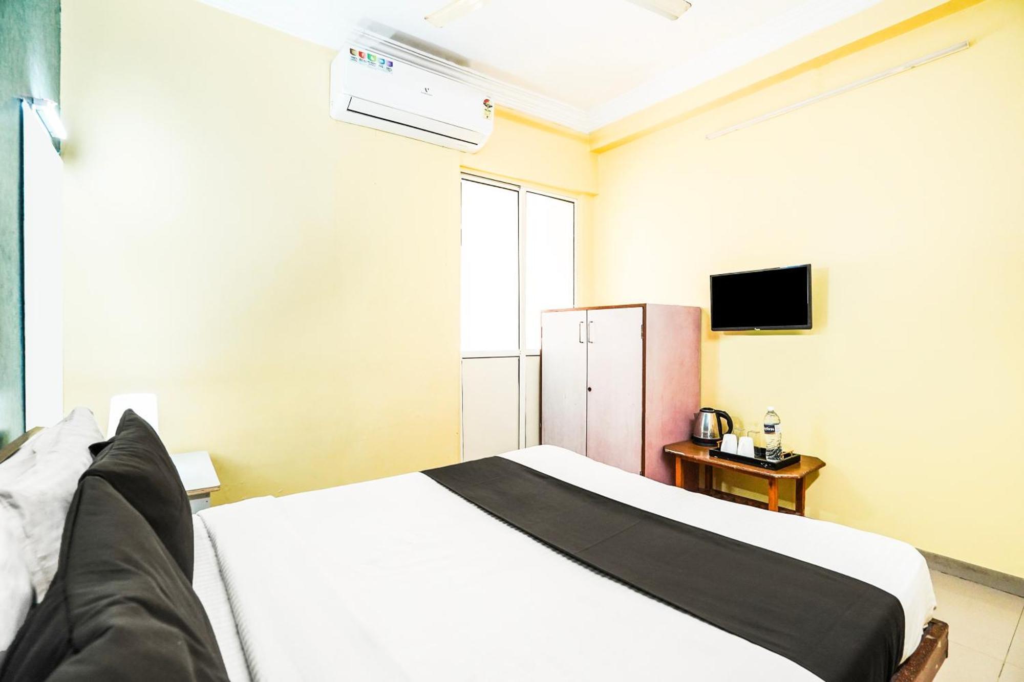 Hotel O Vibrant Residency Ахмедабад Екстер'єр фото