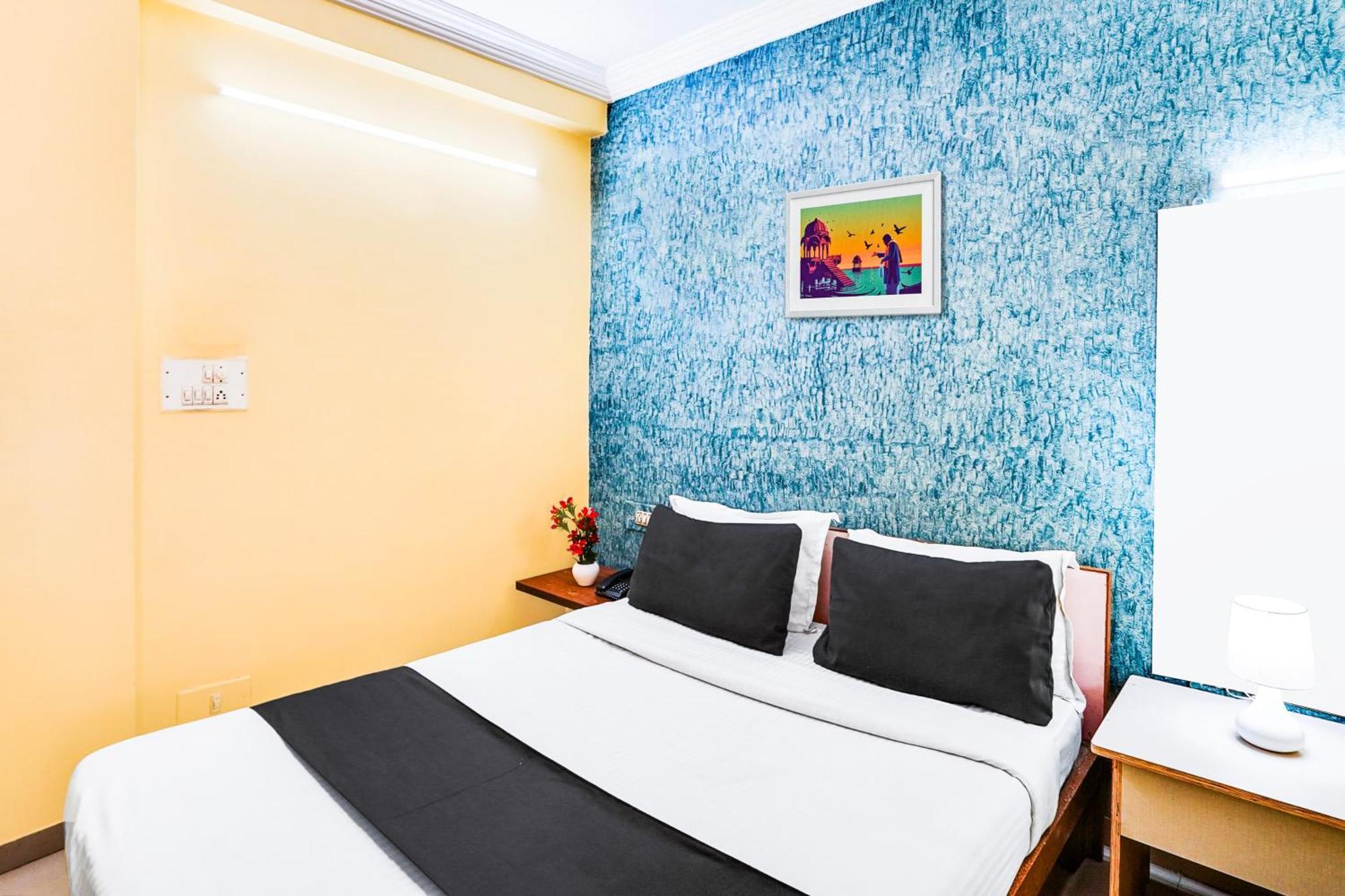 Hotel O Vibrant Residency Ахмедабад Екстер'єр фото